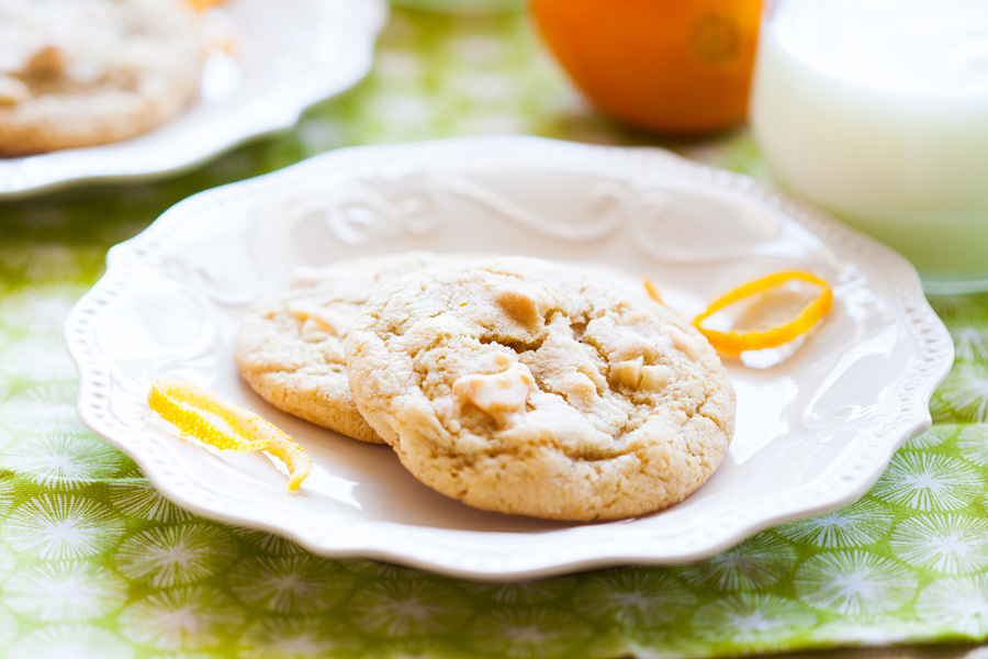 Orange White Chocolate Macadamia Nut Cookies are a new twist on the classic cookie we all love so well! With orange peel and orange essential oil (or extract), these cookies need to be in your cookie jar! Macadamia nut cookies, white chocolate cookies, orange cookies, Christmas cookies