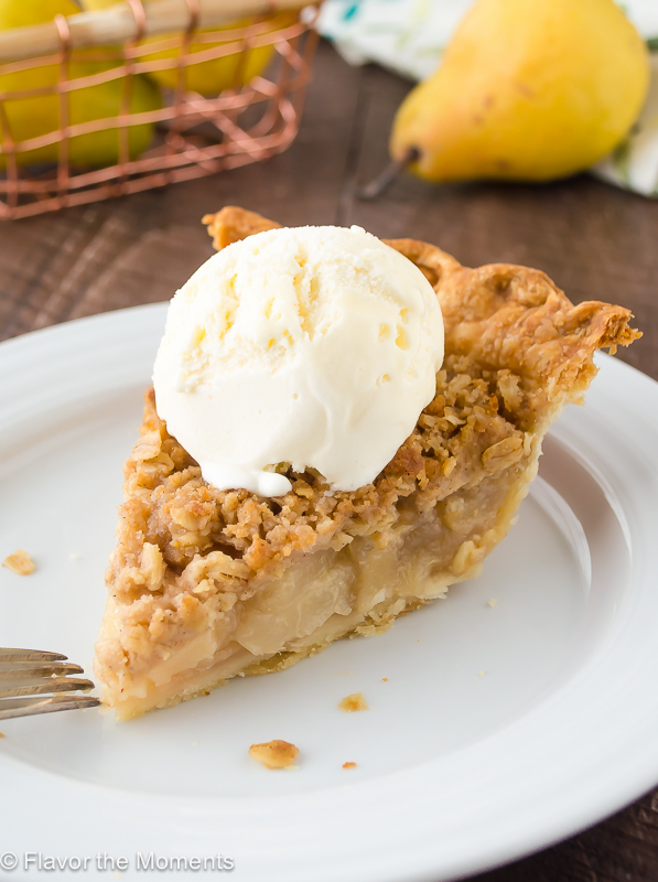 pear-ginger-crumble-pie5-flavorthemoments-com_