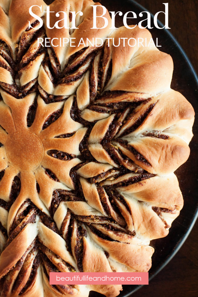 Star Bread is where it's at! Make this for your next party or gathering, and YOU'LL be the star!